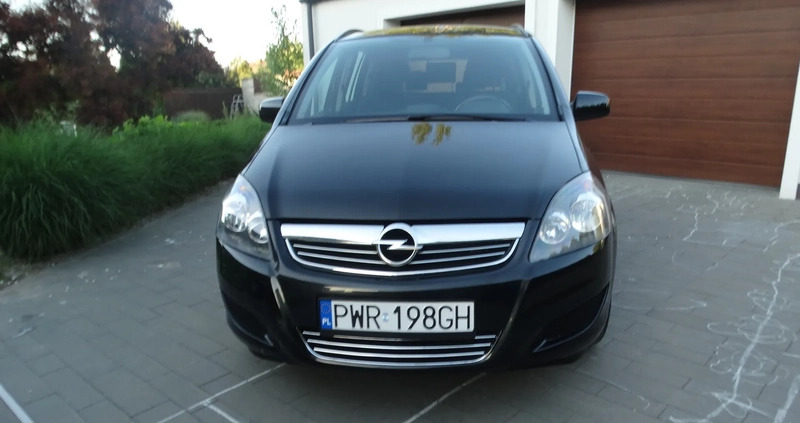 Opel Zafira cena 34900 przebieg: 114000, rok produkcji 2014 z Września małe 172